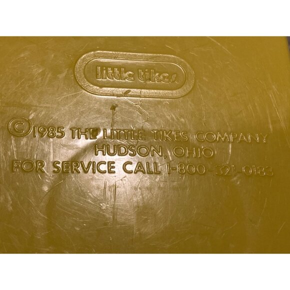 Little Tikes Cherry Picker Lift Truck with  Construction Workers Toddle Tots Vin - Picture 10 of 11